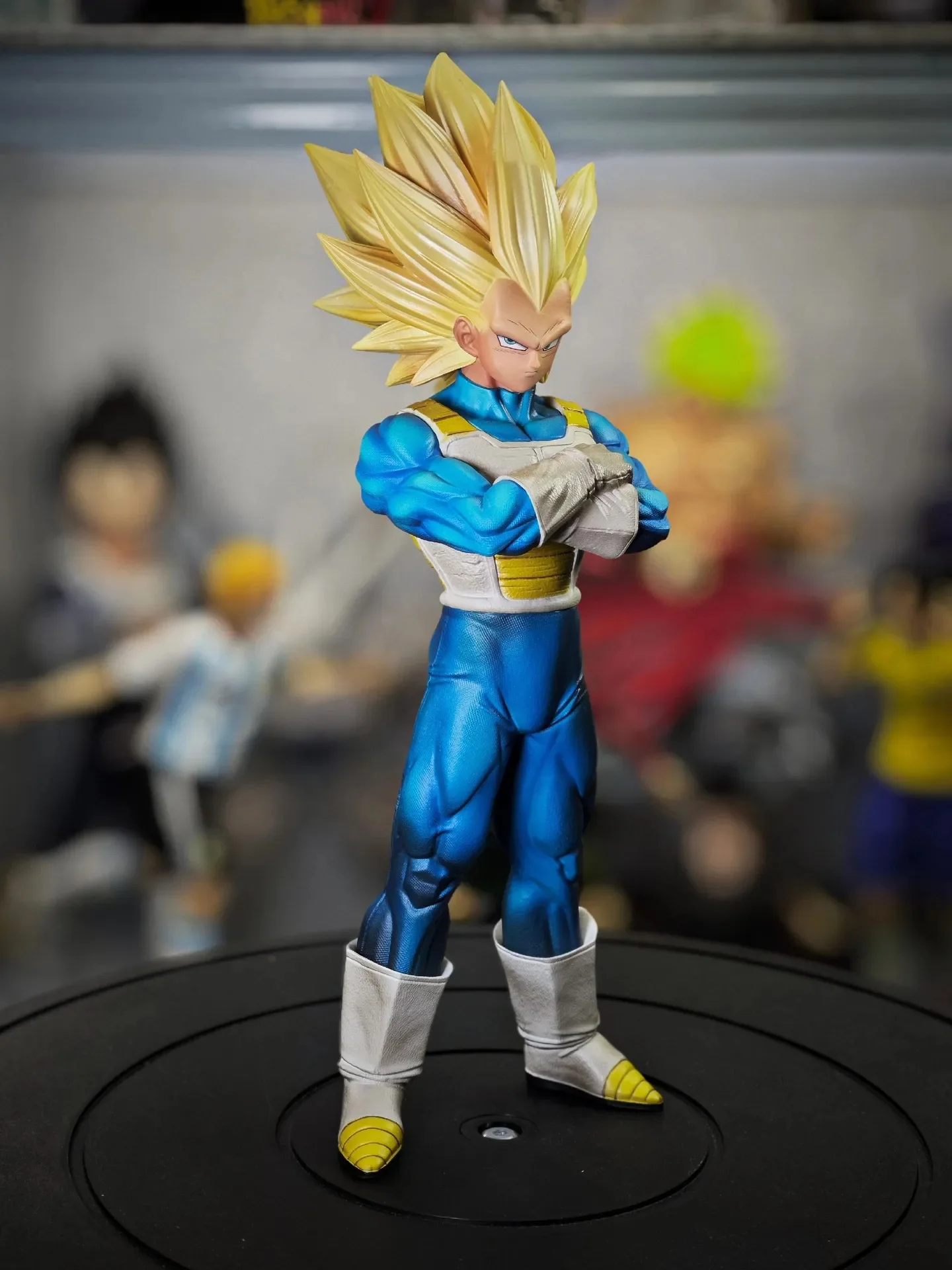 VF In stock 33cm Dragon Ball Z SSJ3 Vegeta Model Super Saiyan 3 Vegeta Action Figure Statue Collectible Model Toy Gift