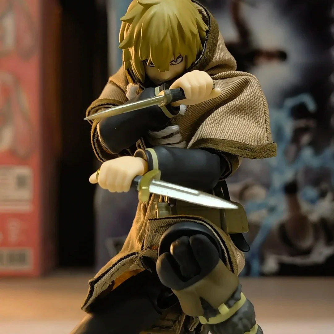 Thorfinn Karlsefni Figma 608 Action Figure Collectible Toy with Real Clothes Battle of Ice And Sea Quality Version New Color Box