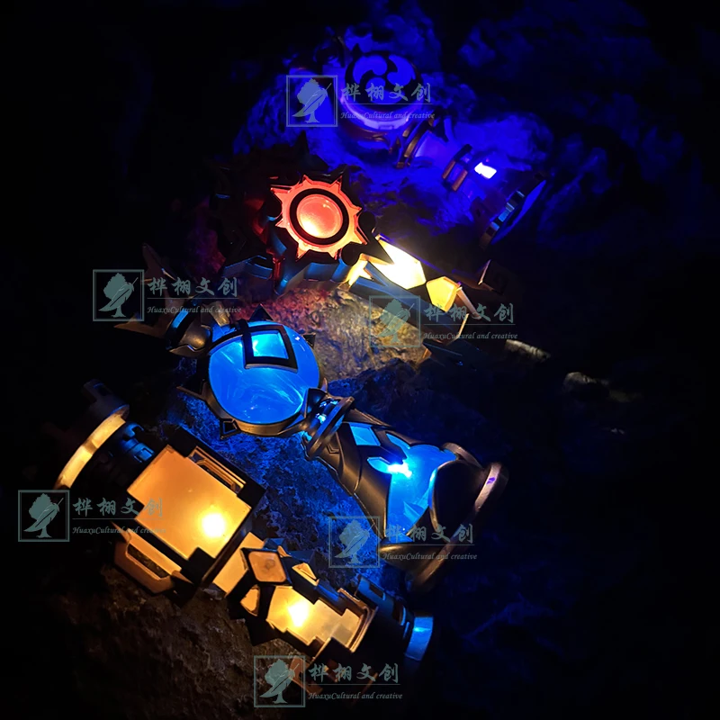 Lighting version Anime Genshin Impact Cosplay Props Eye of Wind God Wendy Heart of God Thunder Metal Model Ornaments Toys