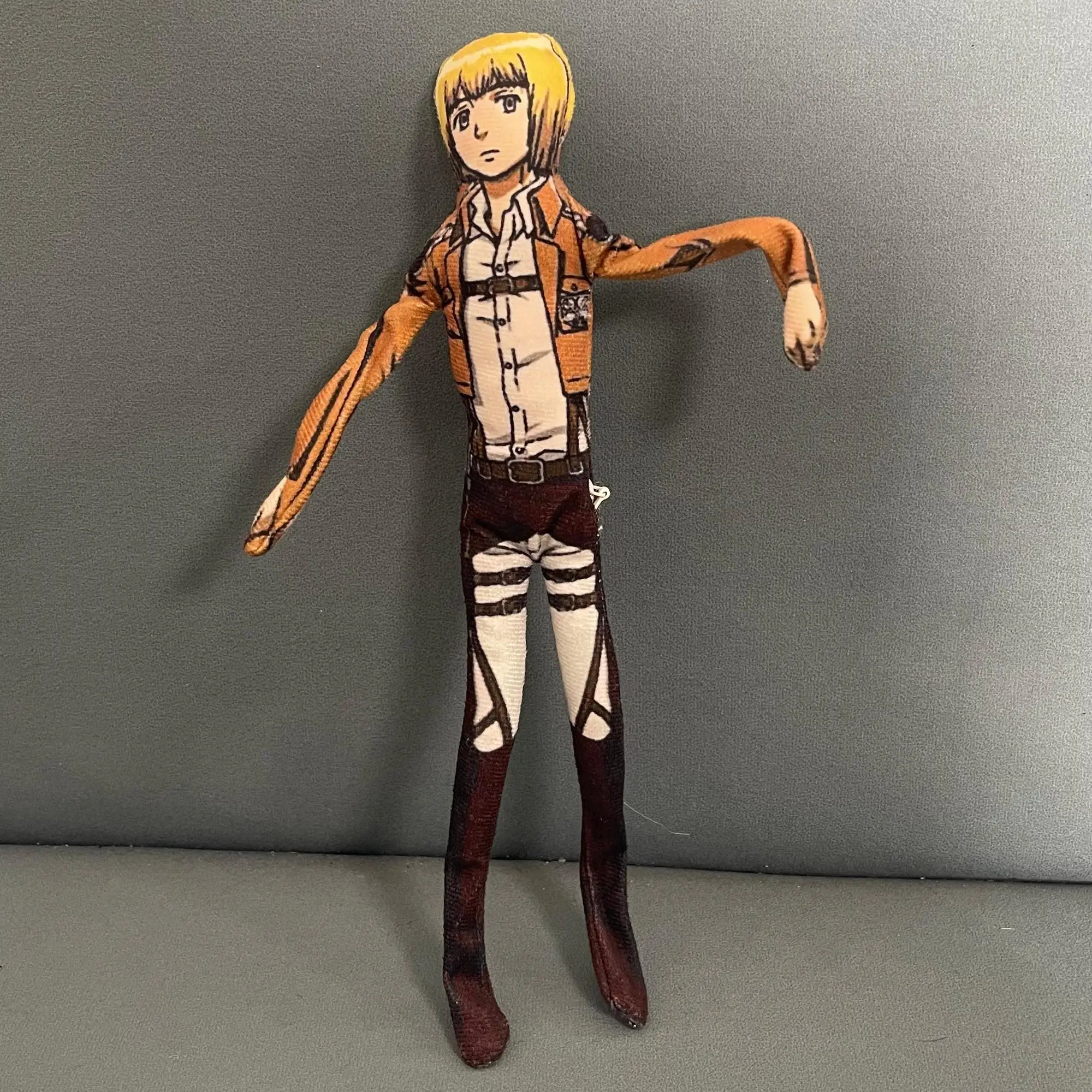 Attack on Titan Reiner Braun Zoë Hange Stuffed Dolls movable Abstract Body Wire Skeleton Halloween Prop Hand-made