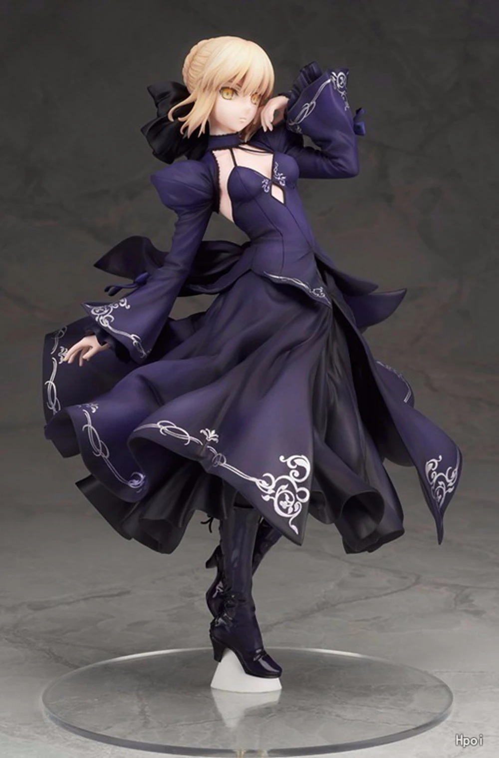 23CM Anime Gekijouban Fate/stay night Heaven’s Feel Altria Pendragon Black Dress Up Saber Alter Model Toy Gift Action Figure PVC