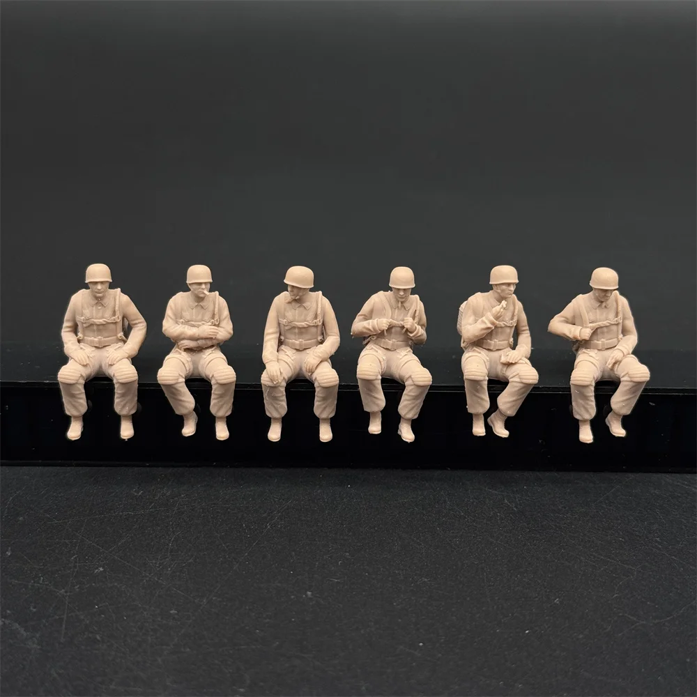 1/48 1/72 Scale German Paratroopers Seated for 6 Figures Unpainted Resin Model kit Military Miniature Soldiers Collection