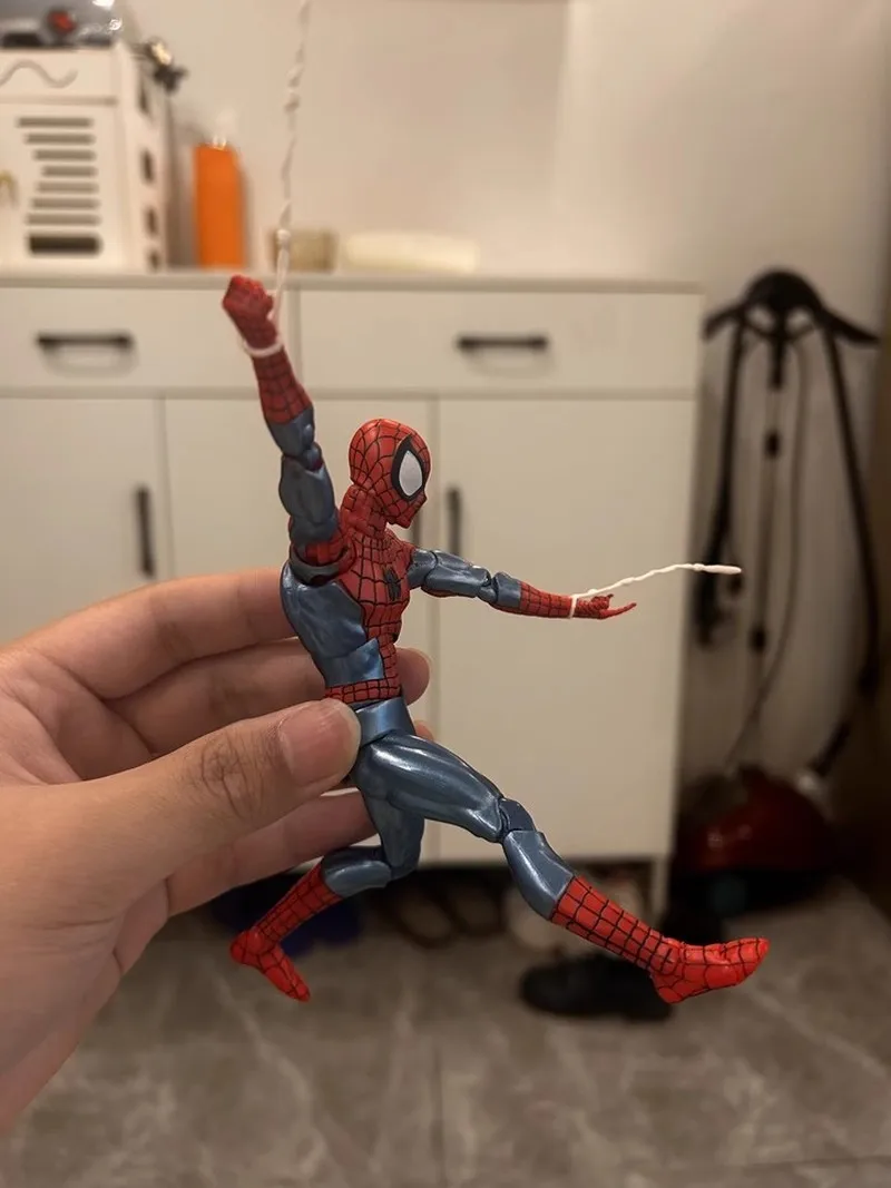 Hot CT Toys SpiderMan Mafex 075 Figure The Anazing Spiderman Comic Ver Mafex 185 Action Figure Figurine Model Toys Kids Gifts - Image 4