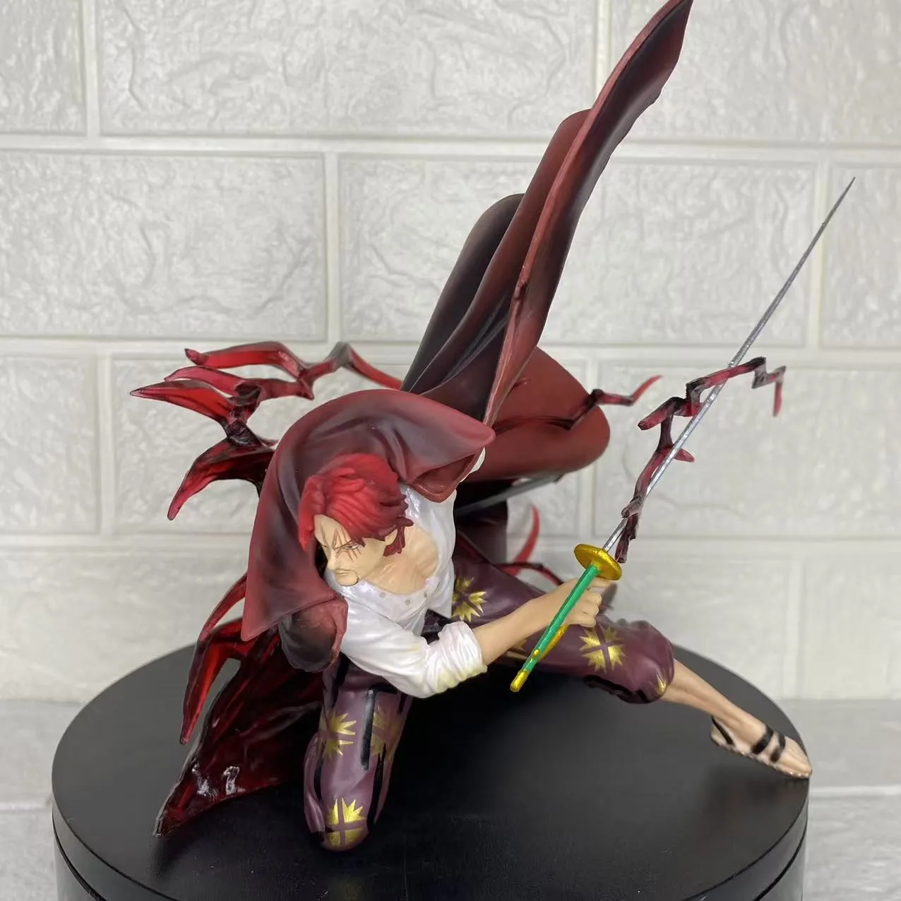 Pirate Four Kings Red Haired Shanks Squatting Red Haired Battle Scene Doll Set Box Set Handmade Model