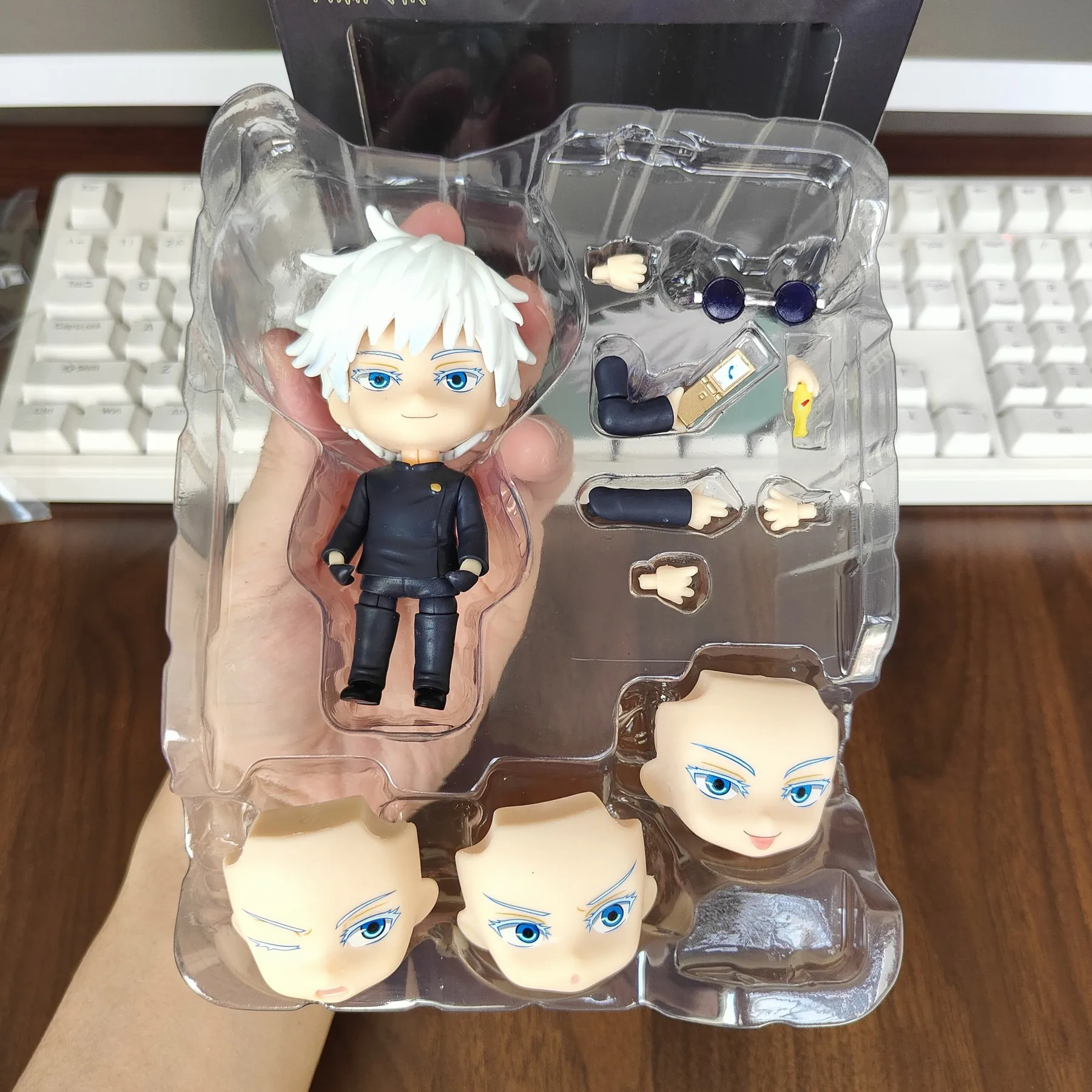 Anime Figure 10CM #2205 Jujutsu Kaisen Satoru Gojo Action Figures Figure Model Toy Collection Gift Ornament - Image 4