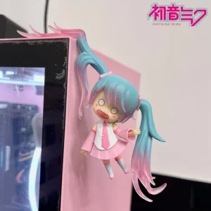 Hatsune Miku cartoon cute keychain figurine for girls' desktop office collections, fashionable and personalized ornament gift