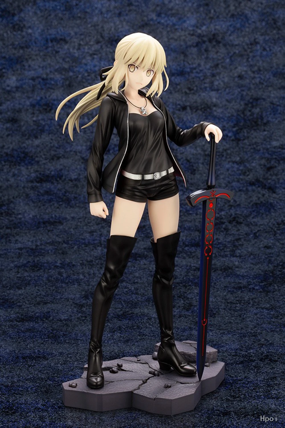 24CM Anime Fate/Grand Order Altria Pendragon 1/7 Saber Figure Standing Sword Model Toy Gift Collection Action Figure PVC - Image 3