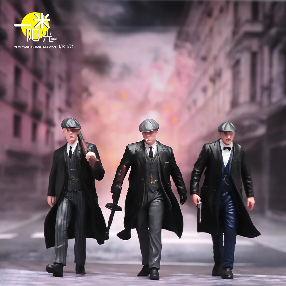 Miniature 1/18 1/24 1/43 1/64 1/87 Gangster Man Wearing Duckbill Hat Holding Gun Painted Figure Model Toys Mini Scene Props - Image 3