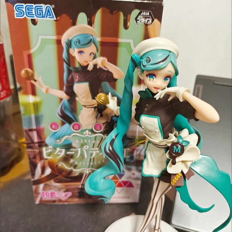 Original Hatsune Miku Figure Hatsune Miku Chocolate Pastry Chef Figure Collection Luminasta Series Ko Model Toy Gift