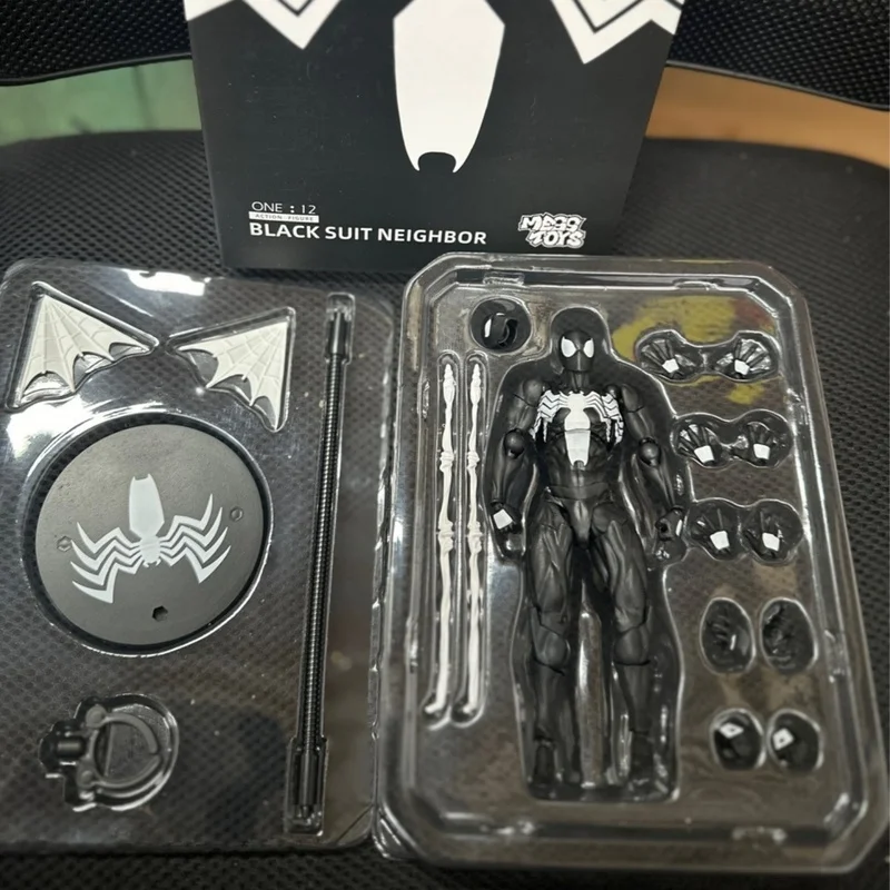 2025 New High Quality Black Neighbor Symbiote Spider Man Black Venom Battle Suit Joint Movable Figurine Ornament Model Gift - Image 5