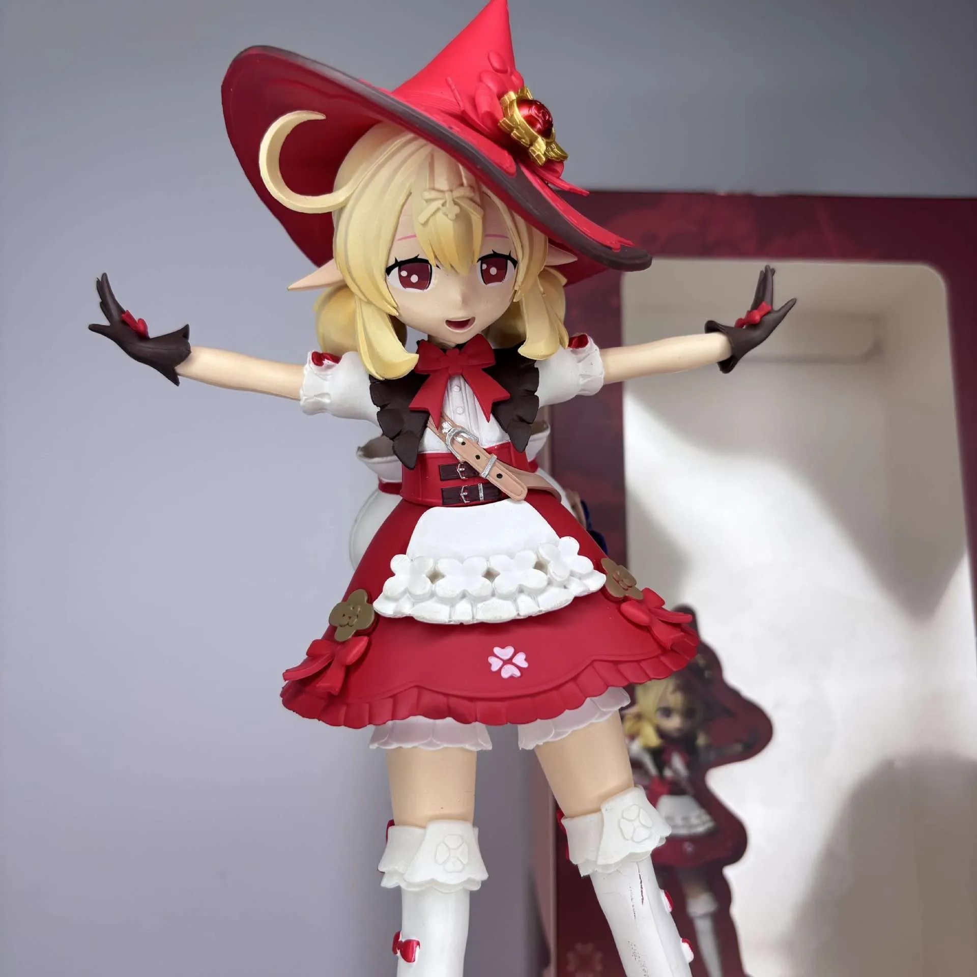 Genshin Impact Little Witch Curly Spark Knight Hand Operated Cartoon Anime Game Model Xifeng Knight Group Decoration Batch