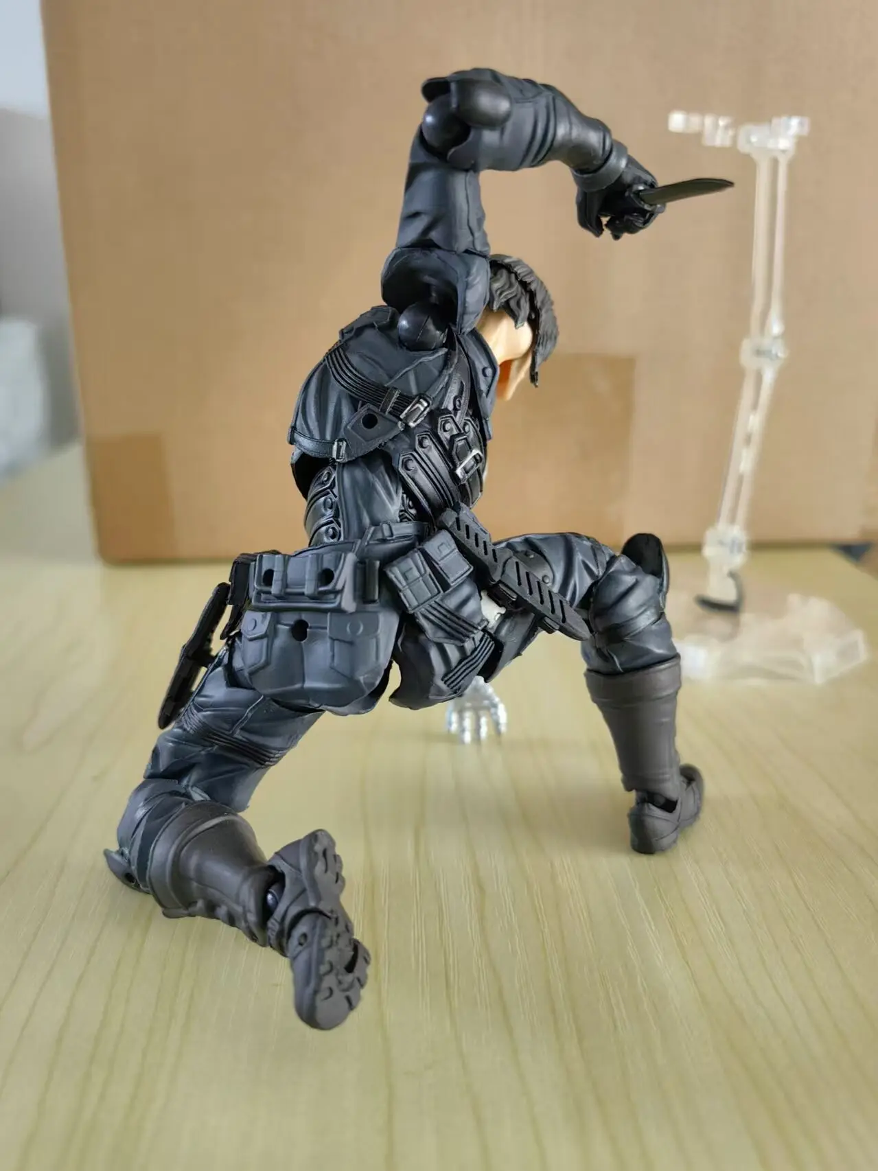 Kaiyodo Winter Soldier Revoltech AMAZING YAMAGUCHI Bucky Barnes Captain America Anime Action Figures toy birthday TOYS gifts - Image 3