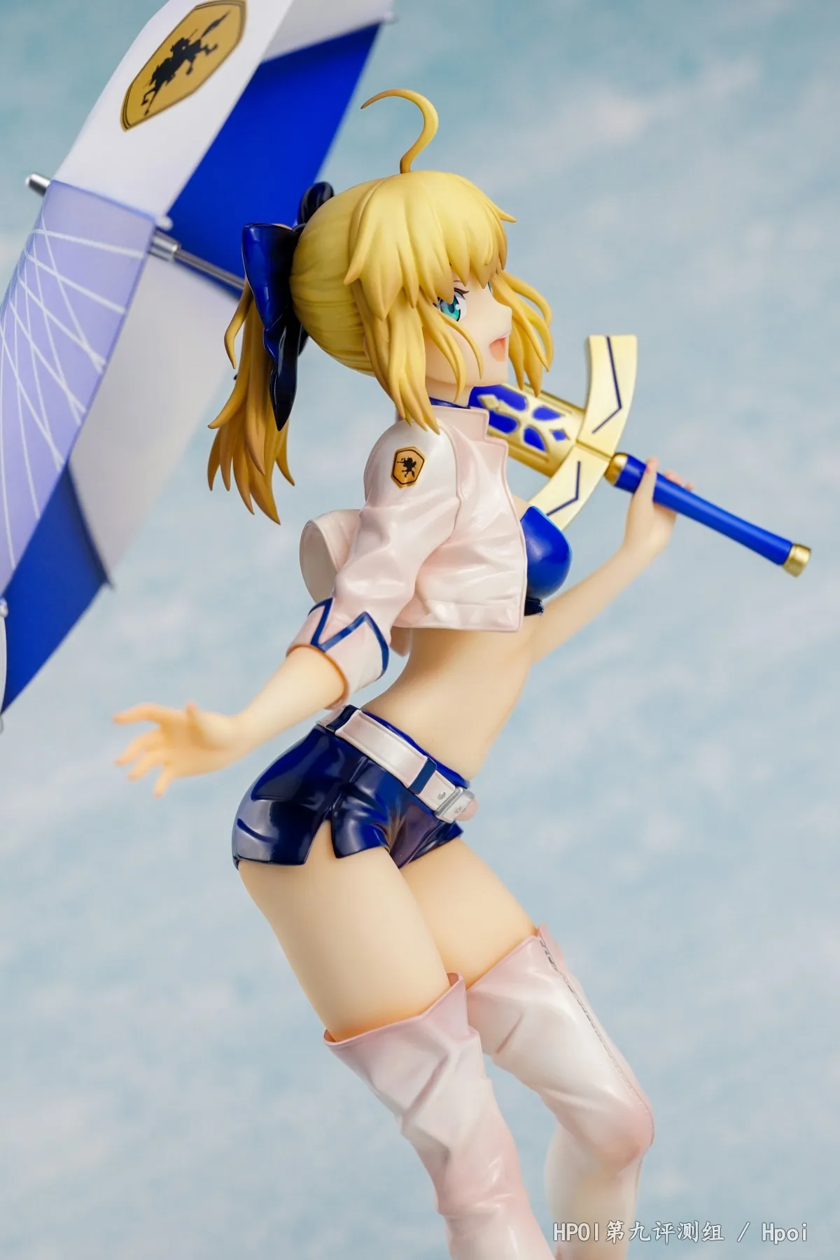 24CM Anime Fate/Stay Night Unlimited Blade Works Altria Pendragon Saber Figure TypeMoon Racing ver 1/7 Model Toy Doll Figure - Image 4