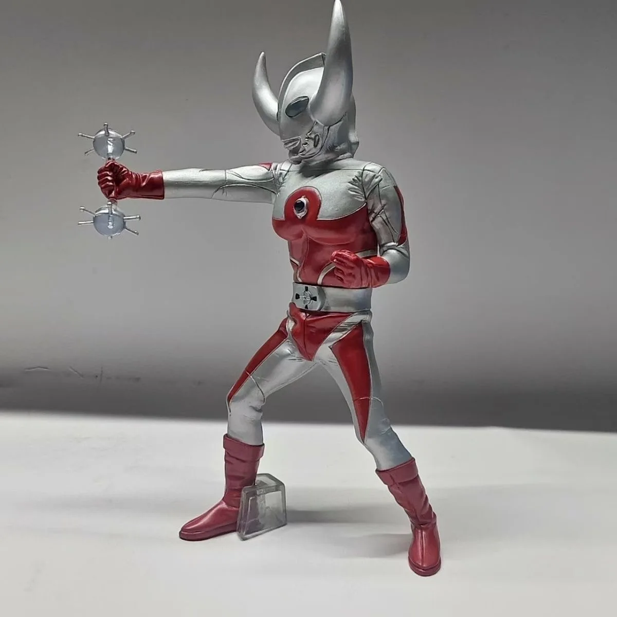 17cm Anime Xplus x-plus SHF Bracelet UltraSeven Mebius Zoffy Figures Action Figures Doll Collection Cost performance Model Toy