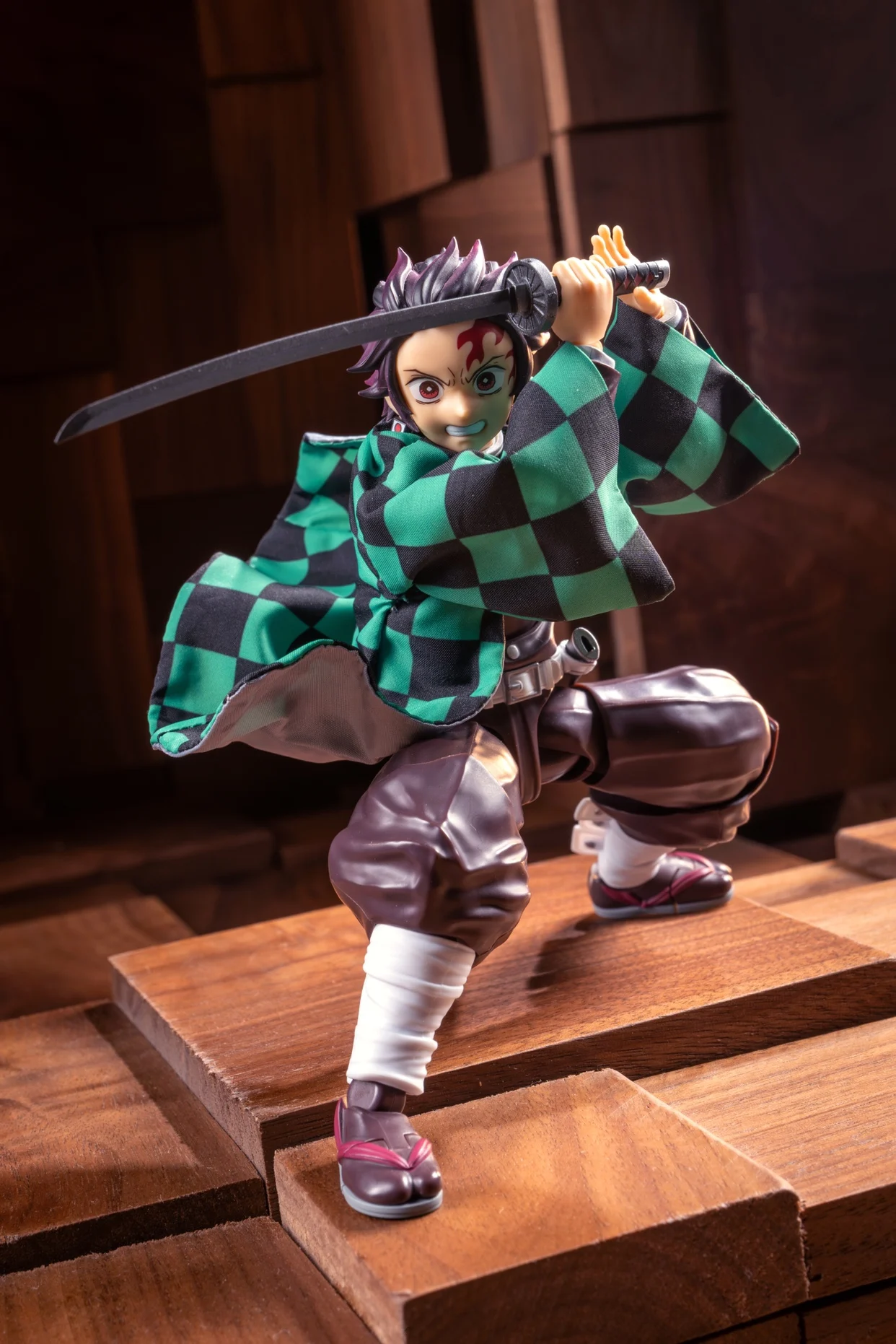 1/12 Scale Japanese Anime Kamado Tanjirou Plaid Cloth Kimono Coat Wire Shaped Short Cloak Clothes Model for Shf 6" Male Body - Image 6