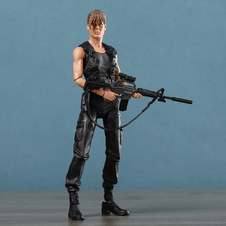NECA Terminator 2 Sarah Connor Ultimate Action Figure Changeable Accessories PVC Model - Image 3