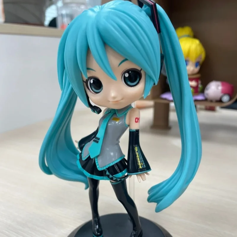 Banpresto Genuine Original Q Posket Hatsune Miku Anime Peripheral Action Figure Collectible Dolls Toy Ornament Gift Toys