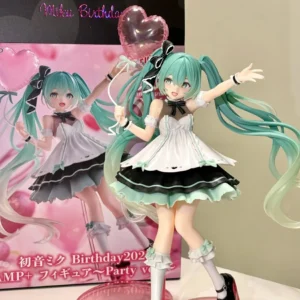Anime Hatsune Miku 19CM Birthday Party Styling Action Figure Model Toy Cute Action Model PVC Collection Desktop Accessories Gift