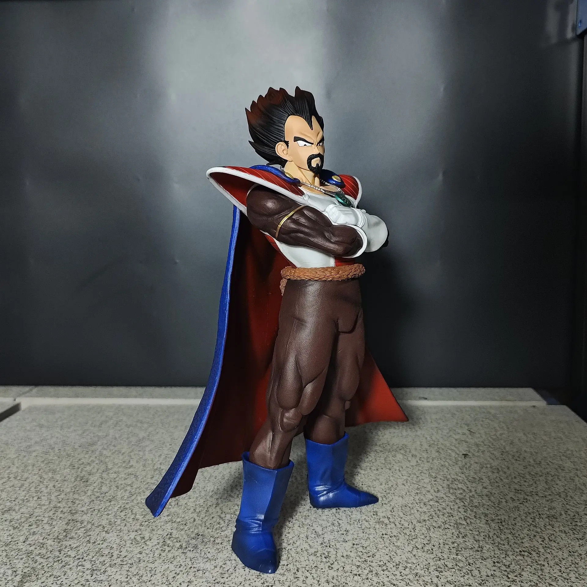 29cm Dragon Ball Anime Figures King Vegeta Action Figure Statue Model Doll Collection Toys Gifts