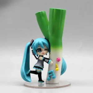 10.5cm Hatsune Miku Kawaii Holding Welsh Onion Beautiful Girl Figure Model Statue Collection Desktop Decoration Ornament Gifts