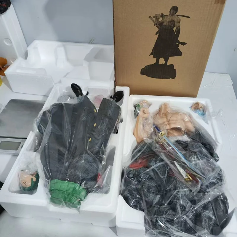In Stock 50cm One Piece Anime Carrying Knife Roronoa Zoro 5 Interchangeable Heads Statue Model Figure Collectible Decorate Toys