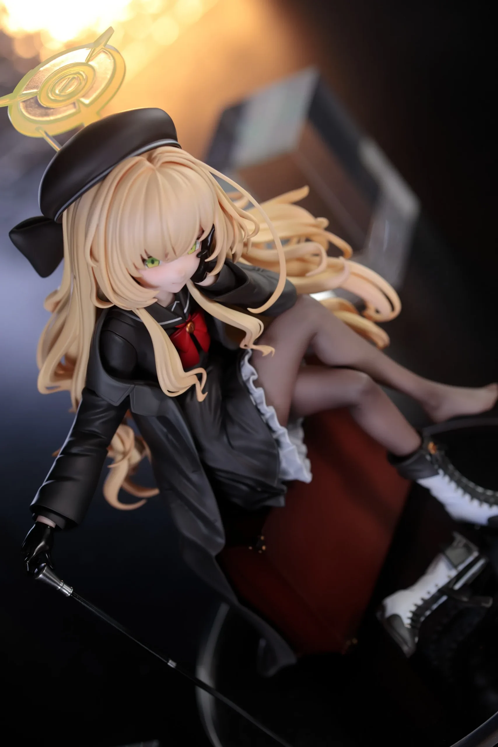 Garage Kit GK hand do resin die.it Professor