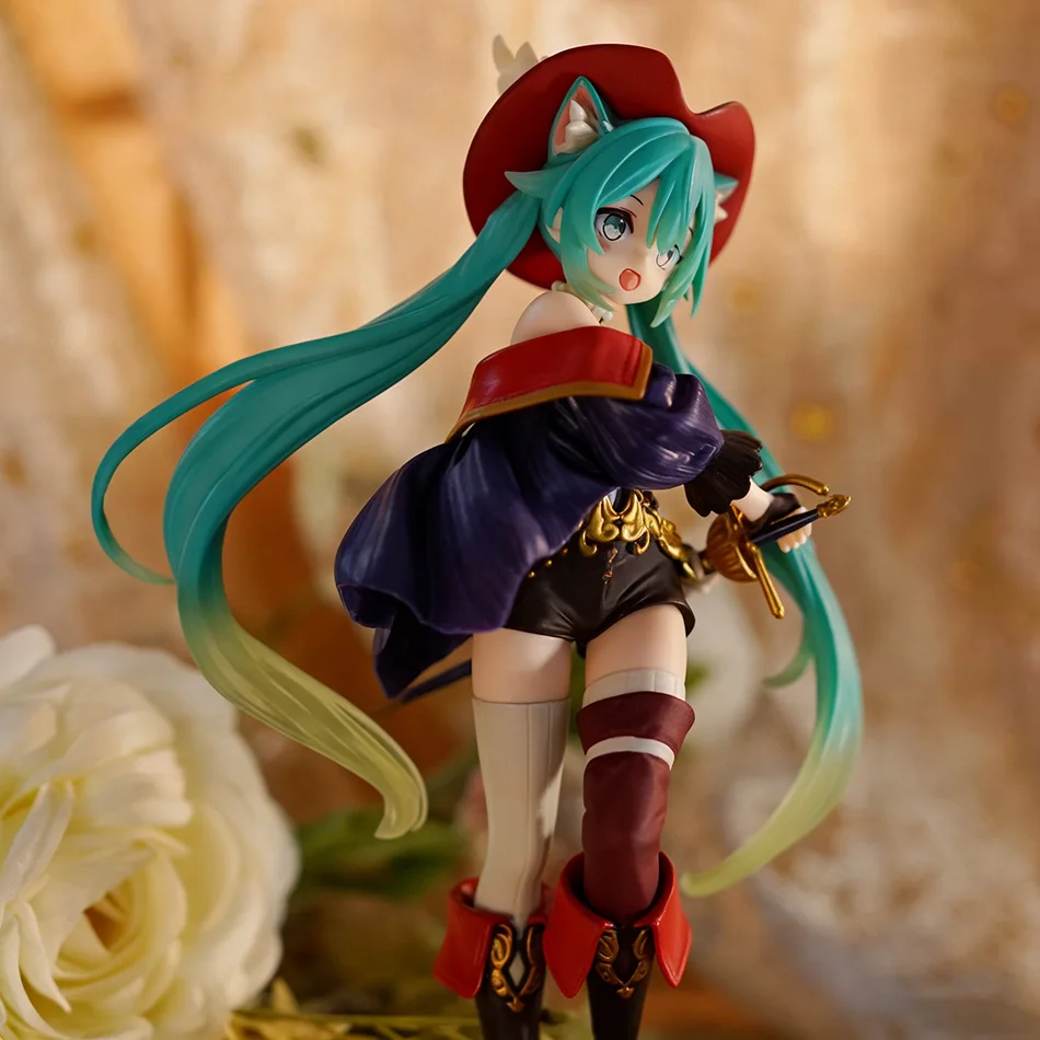 19cm Hatsune Miku Desktop Cute Action Figure Tale Wonderland Miku Puss in Boots Anime Figurine Kawaii Girl Model Toy Adorable