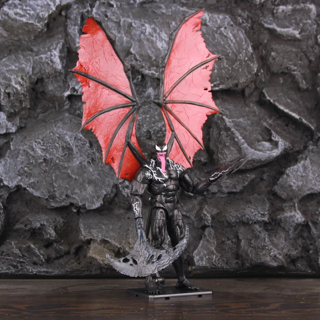 Venom AMAZING YAMAGUCHI Accessory Pack Wings Action Figure Joint Movable Change Face Statue Model Collectible kids for Toy Gift