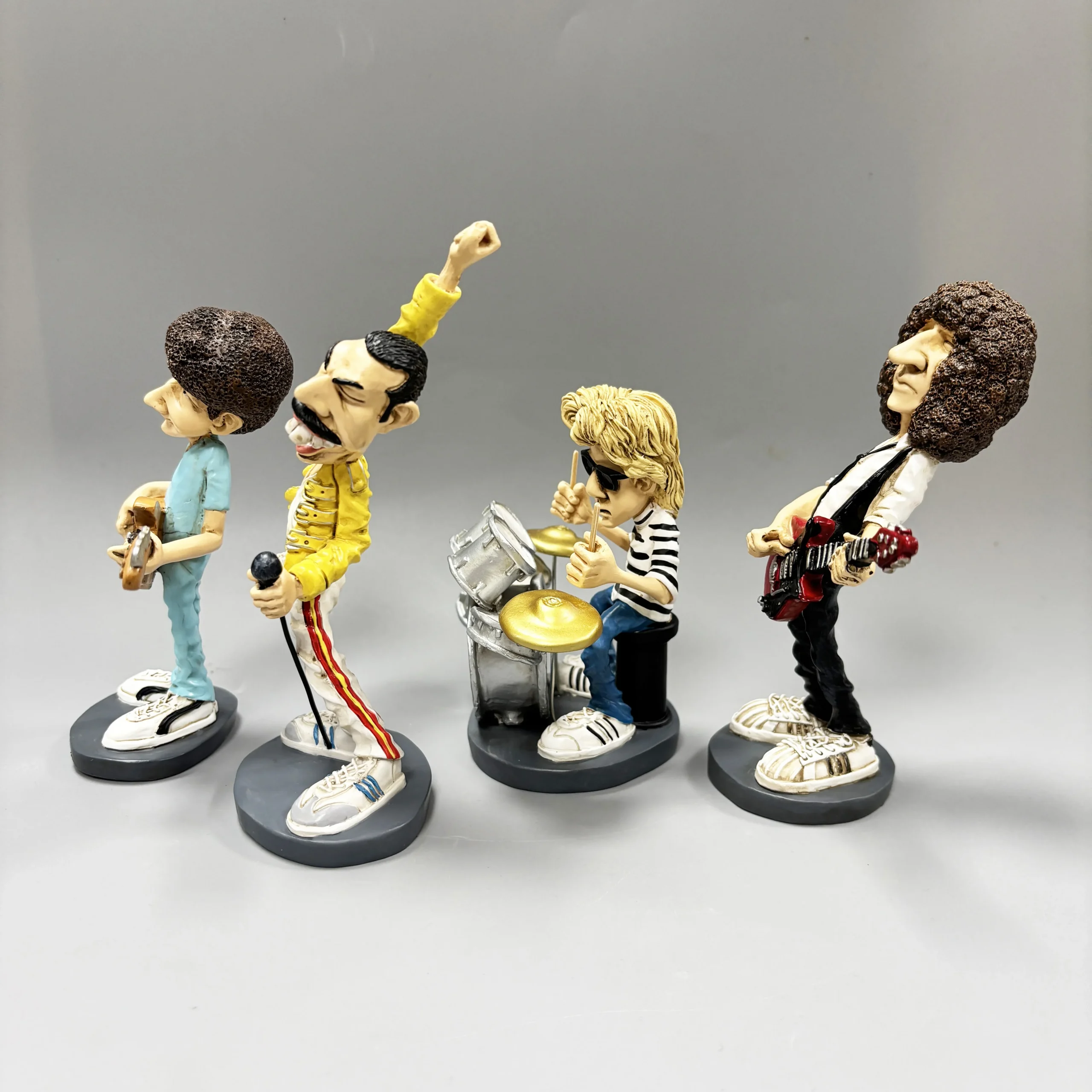 Classic Nostalgic Queen Figure Statue Resin  Music Figure Queen Series Home Collectable Figurine