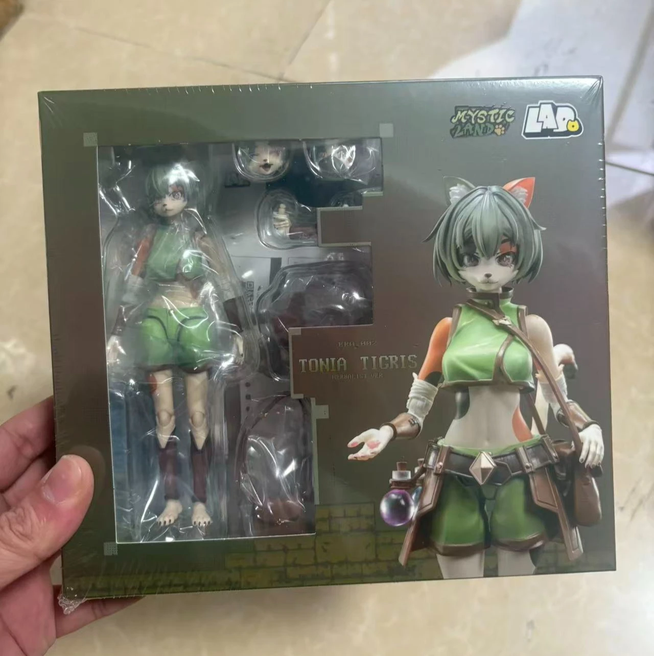 LADoTOYS Magic Continent Tonya 1/12 Herbalist Adventure Team Action Figure Fox Girl