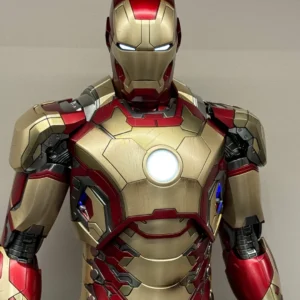 New Product In Stock 1/4 Brand New Marvel Iron Man Mk42 Statue In Red And Gold Color Scheme Super Cool With Luminous Effect