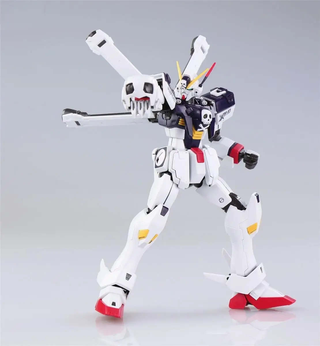BANDAI Original Genuine MG94 1/100 Crossbone Gundam X-1 Full Cloth Action Figure Assembly Model Toys Collectible Model Ornaments