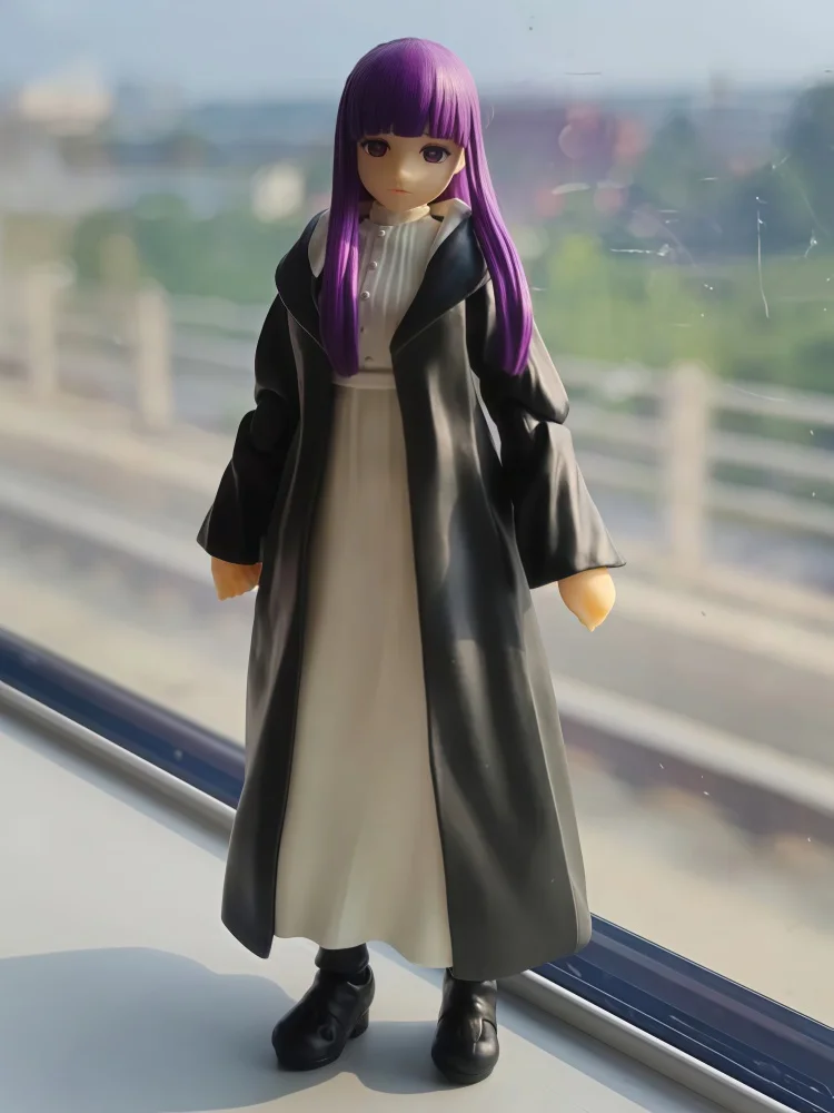 Bandai Shf Frieren: Beyond Journey’S End Frieren Fern Anime Action Figure Pvc Model Toy Desktop Decoration Trend Exquisite Gifts